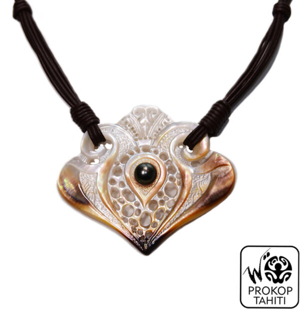 Collier WP-CO007